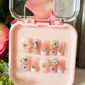 Floral Embellished Press-On Nails
